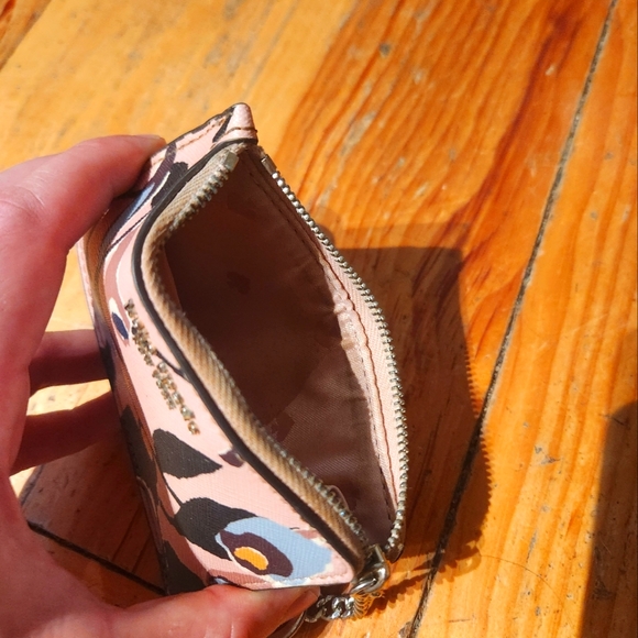 Kate Spade Pink Floral Card Holder - Picture 3 of 3